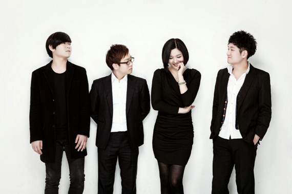 혼성 4인조 그룹 '모던한 앙상블'.