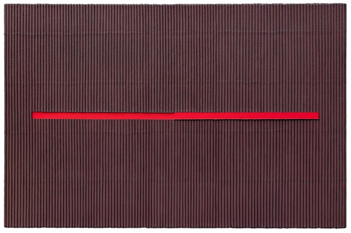 박서보, 묘법, 2012, 한지에 혼합재료, 131x200cm. /국제갤러리